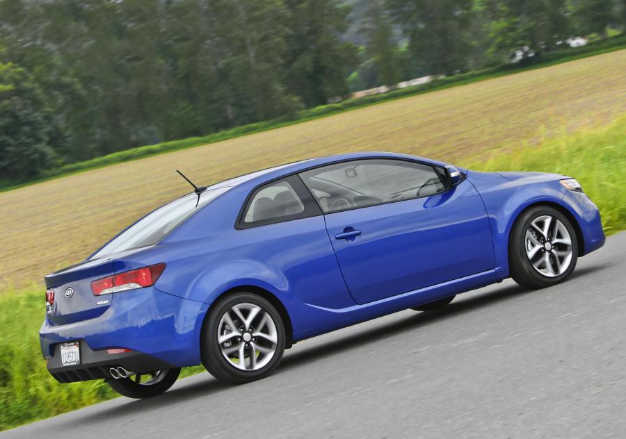  Kia Forte Koup 2009 года  (фото 147 из 169)